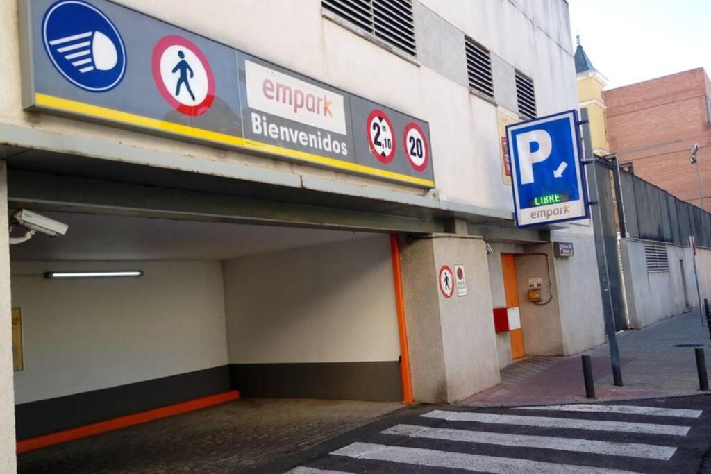 Magnifico Apartamento Tipo Duplex En Triana Sevilha Exterior foto